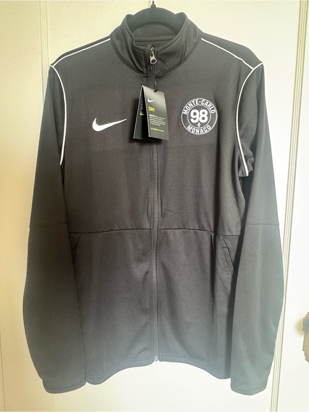 Nike Dri-Fit Medium Black Performance Full‑Zip Jacket w/ Monte‑Carlo Logos